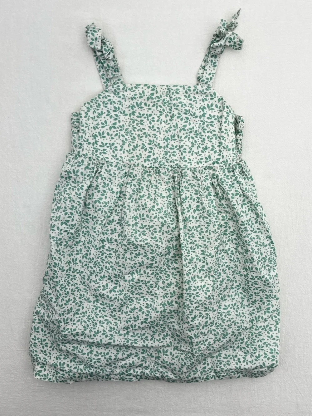 Baby Gap Girls 4T Sundress Green Floral Smocked Bow Straps Cotton Lined Summer